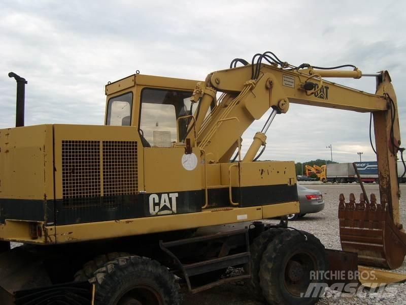 CAT 206 BFT Колёсные экскаваторы