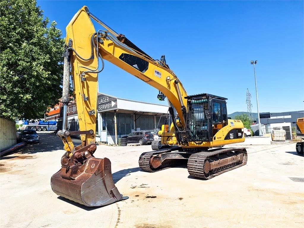 CAT 323D Гусеничные экскаваторы