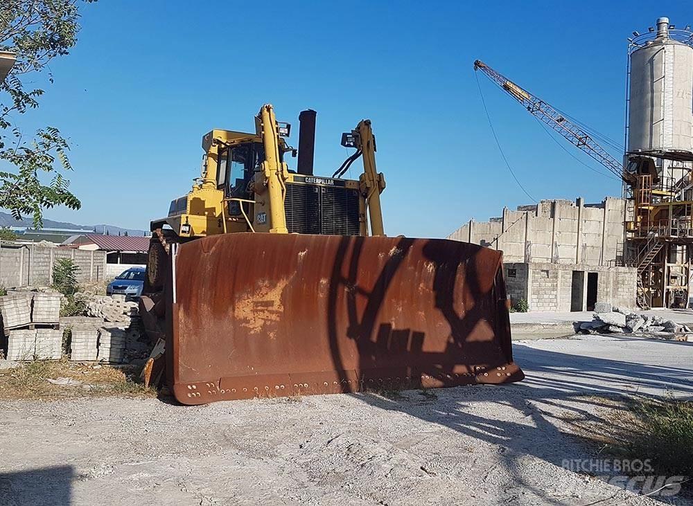 CAT D11N Гусеничные бульдозеры