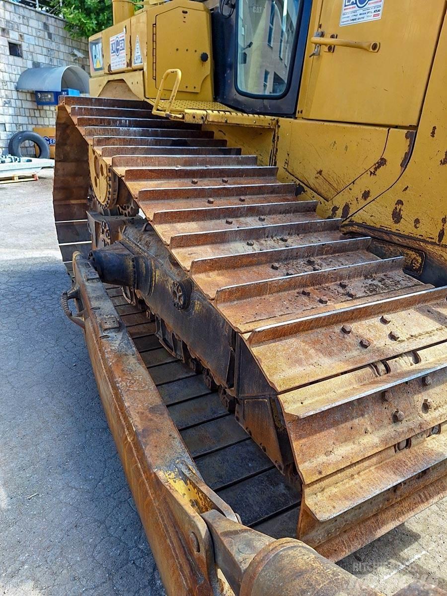 CAT D6T Гусеничные бульдозеры