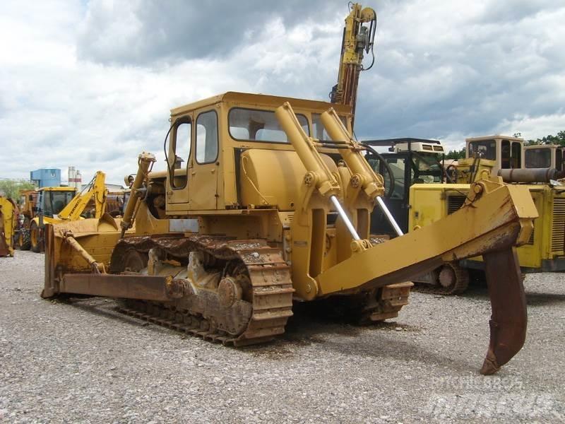 CAT D8H Гусеничные бульдозеры