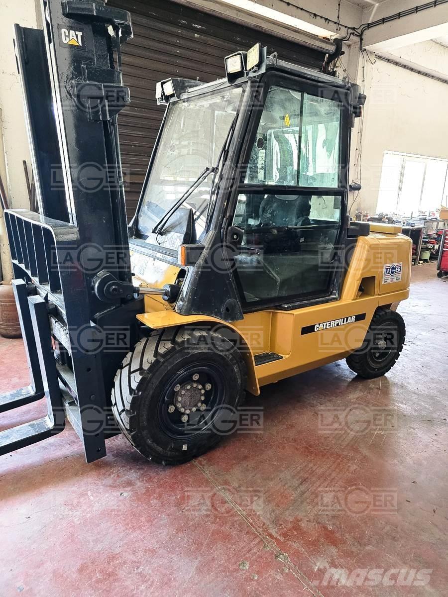 CAT DP45K Дизельные погрузчики