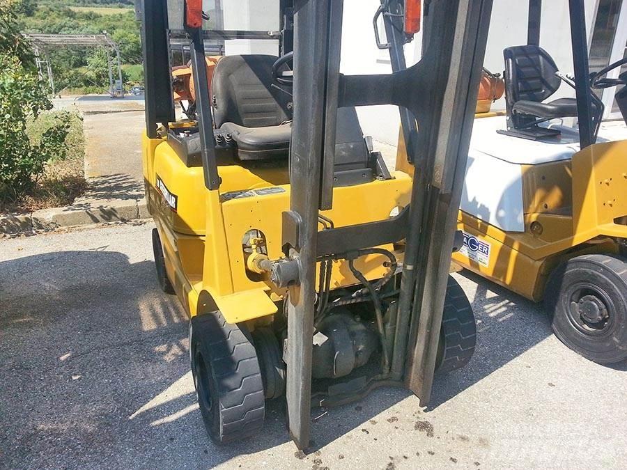 CAT GP18K Газовые погрузчики