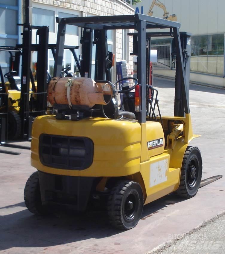 CAT GP20 Газовые погрузчики