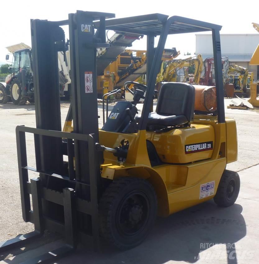 CAT GP20 Газовые погрузчики