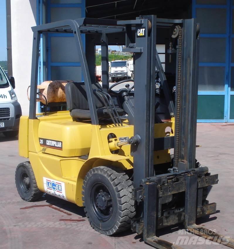 CAT GP20 Газовые погрузчики