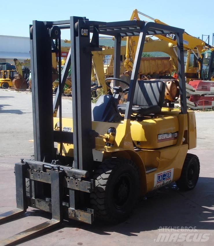 CAT GP20 Газовые погрузчики