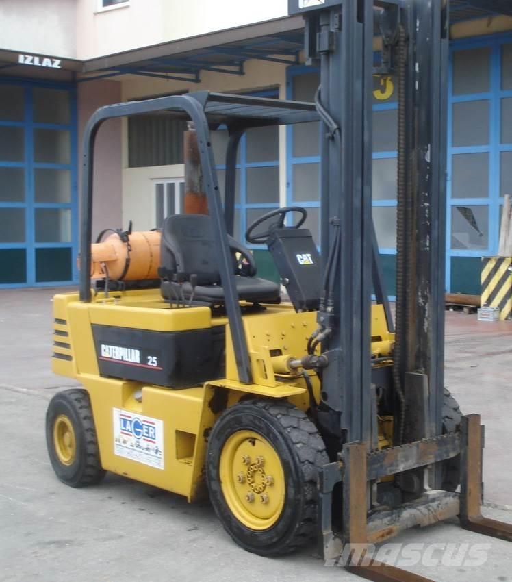 CAT GP25-2 Газовые погрузчики