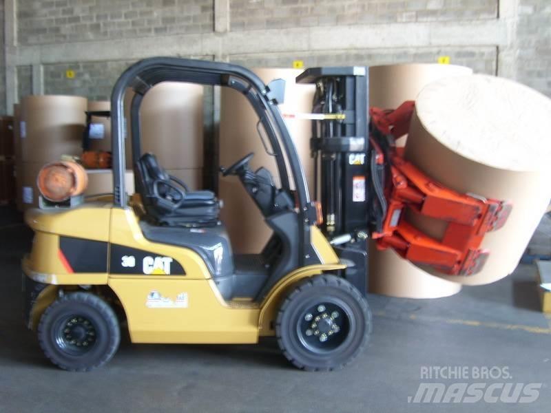 CAT GP30N Газовые погрузчики