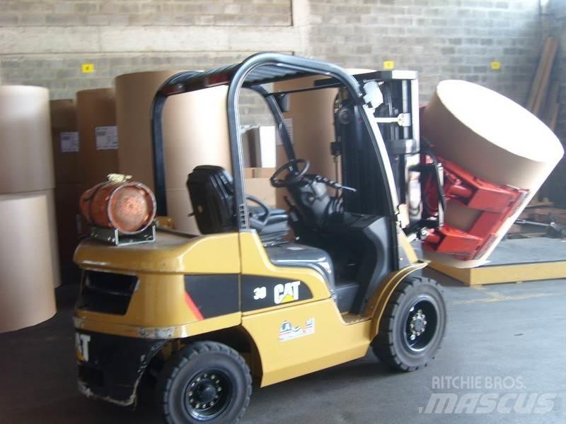 CAT GP30N Газовые погрузчики