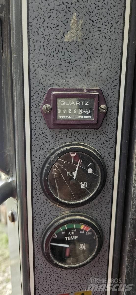 Gehl 4640 - TURBO Строительная техника - Другие