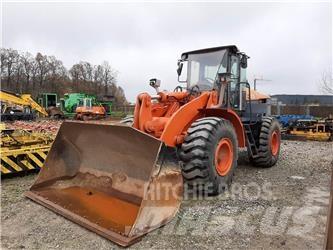 Hitachi ZW220 Фронтальные погрузчики