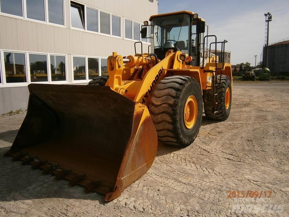 Hyundai HL770-7 Фронтальные погрузчики