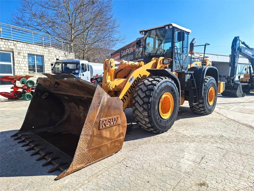 Hyundai HL770-9A Фронтальные погрузчики
