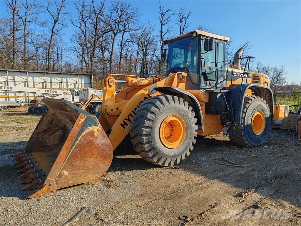 Hyundai HL770-9A Фронтальные погрузчики