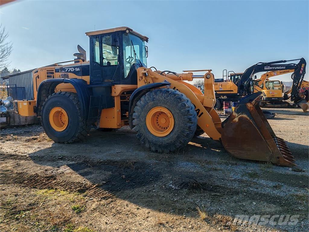 Hyundai HL770-9A Фронтальные погрузчики