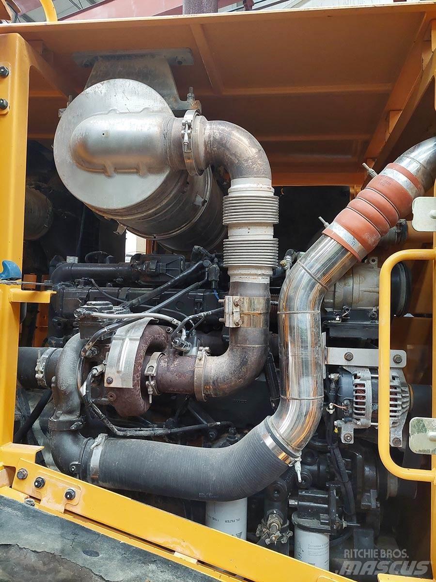 Hyundai HL780-9A Фронтальные погрузчики