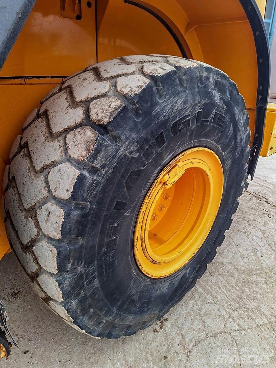 Hyundai HL960 Фронтальные погрузчики