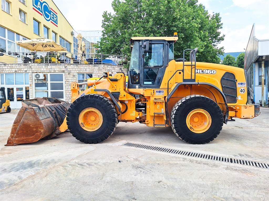Hyundai HL960 Фронтальные погрузчики