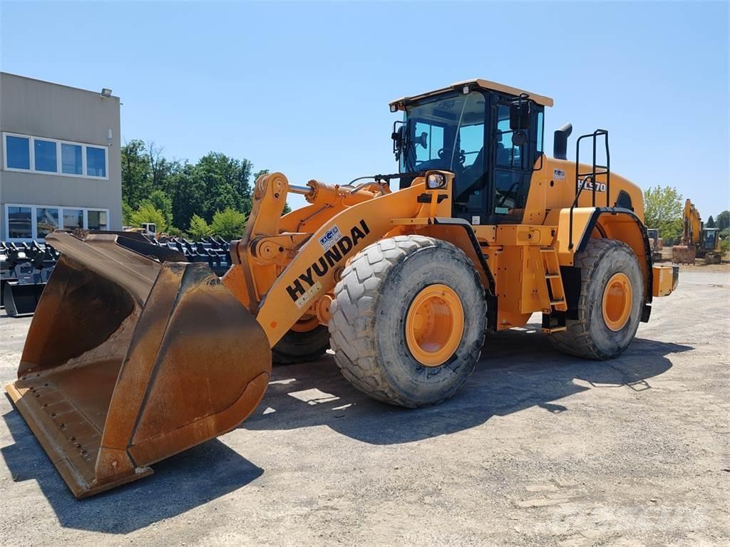Hyundai HL970 Фронтальные погрузчики