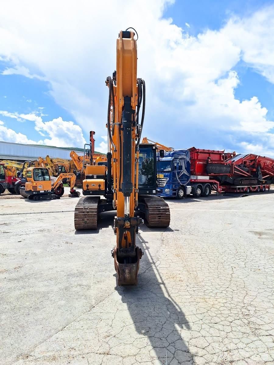 Hyundai HX220L Гусеничные экскаваторы