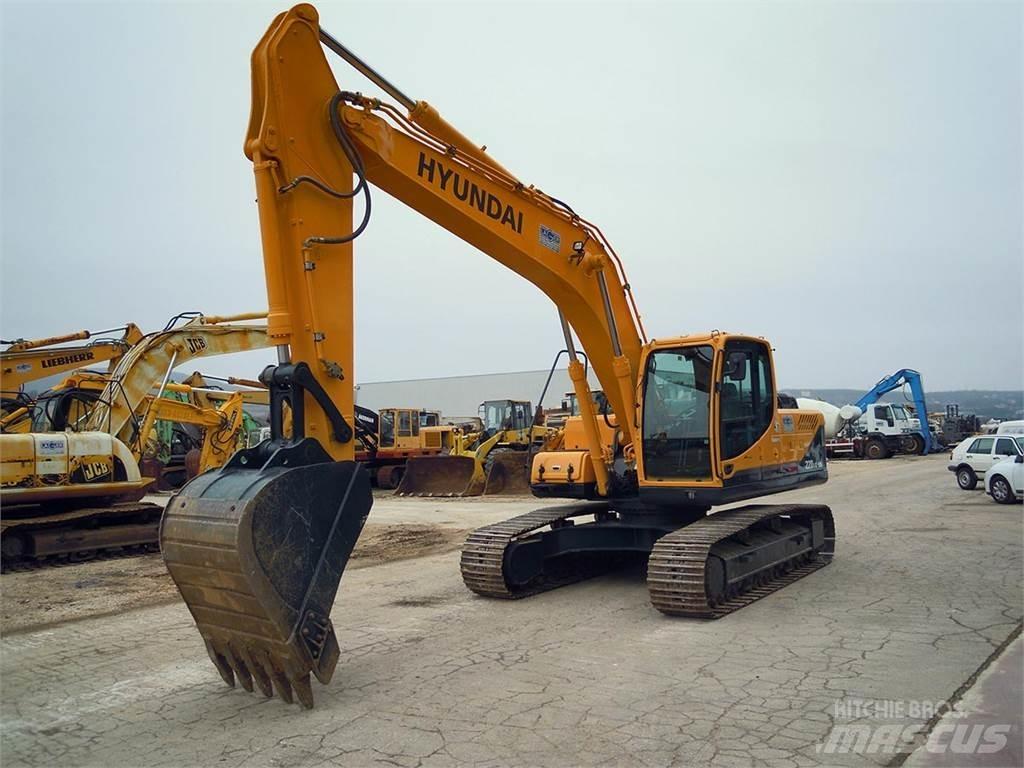 Hyundai R220LC-9S Гусеничные экскаваторы