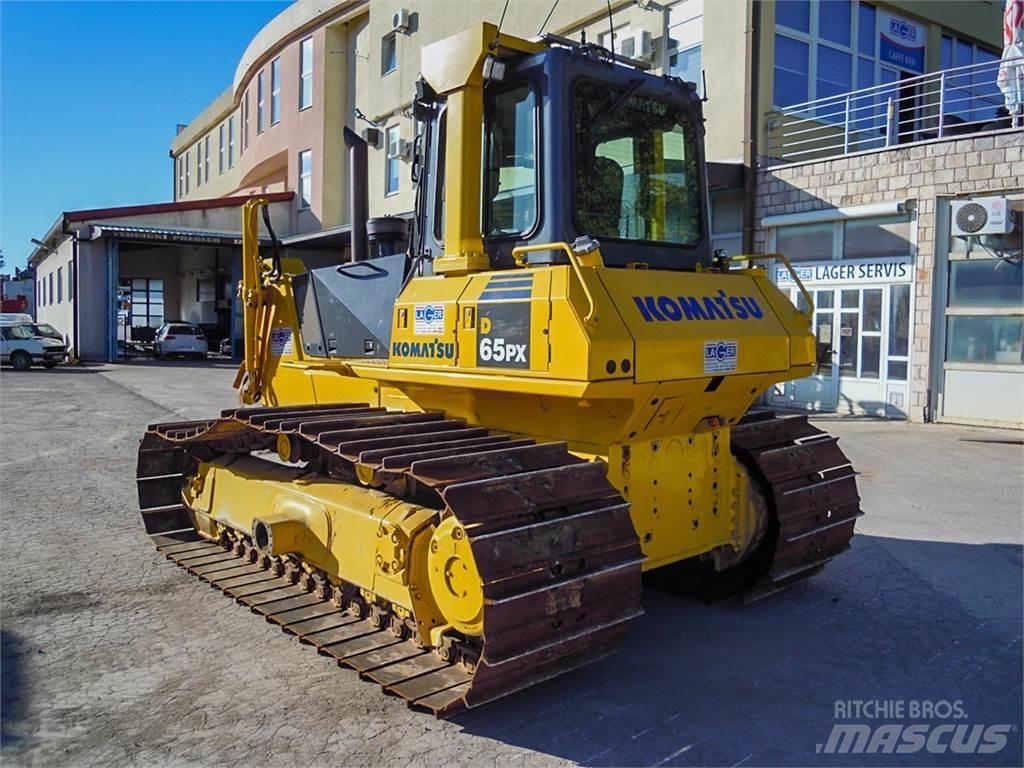 Komatsu D65PX-15EO Гусеничные бульдозеры