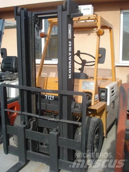 Komatsu FG25L-7 Другие складские механизмы