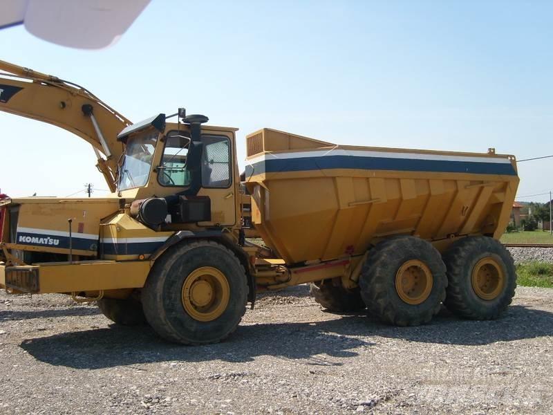 Komatsu HA270-3 Шарнирно-сочленённые самосвалы