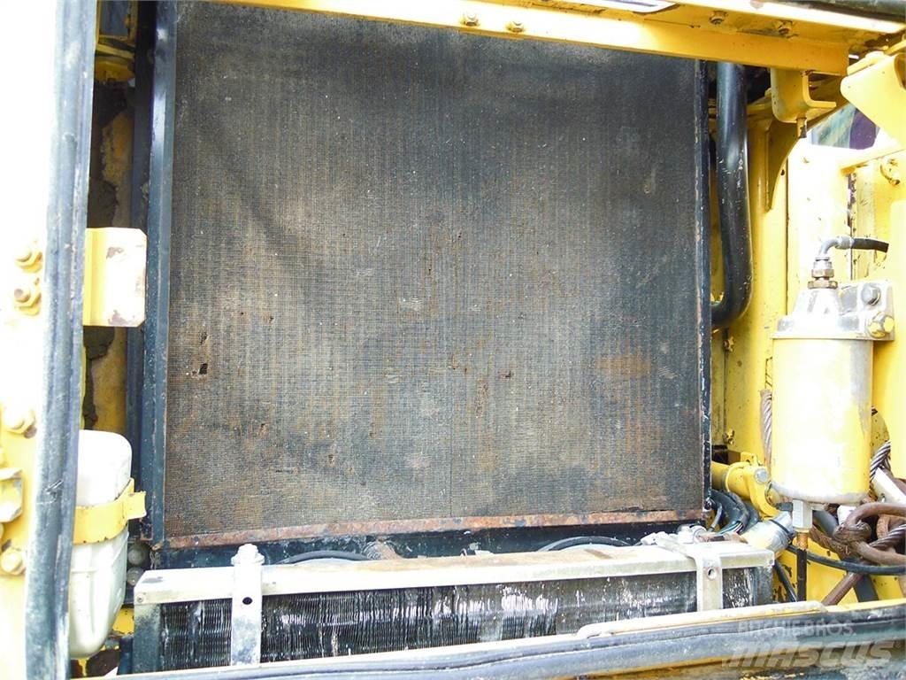 Komatsu PC340 Гусеничные экскаваторы