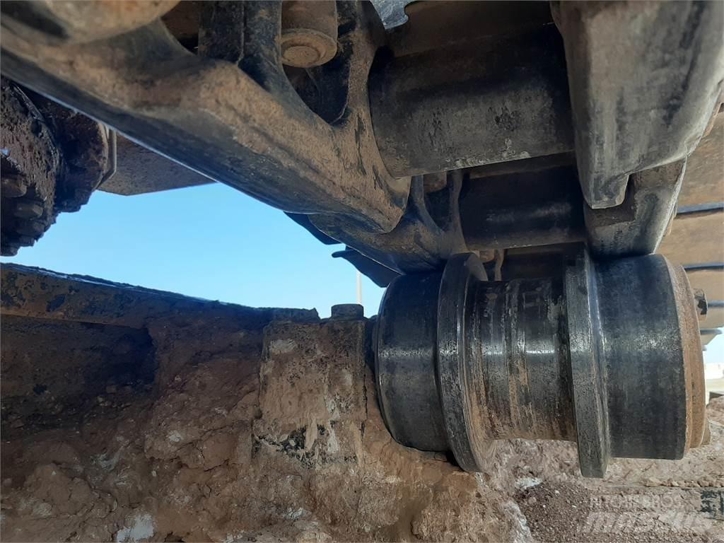 Komatsu PC450LC-7K Гусеничные экскаваторы
