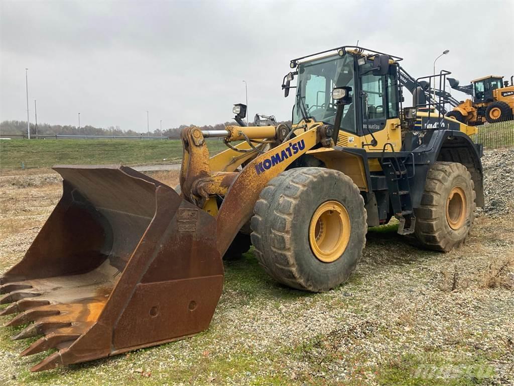 Komatsu WA 470-7 Фронтальные погрузчики