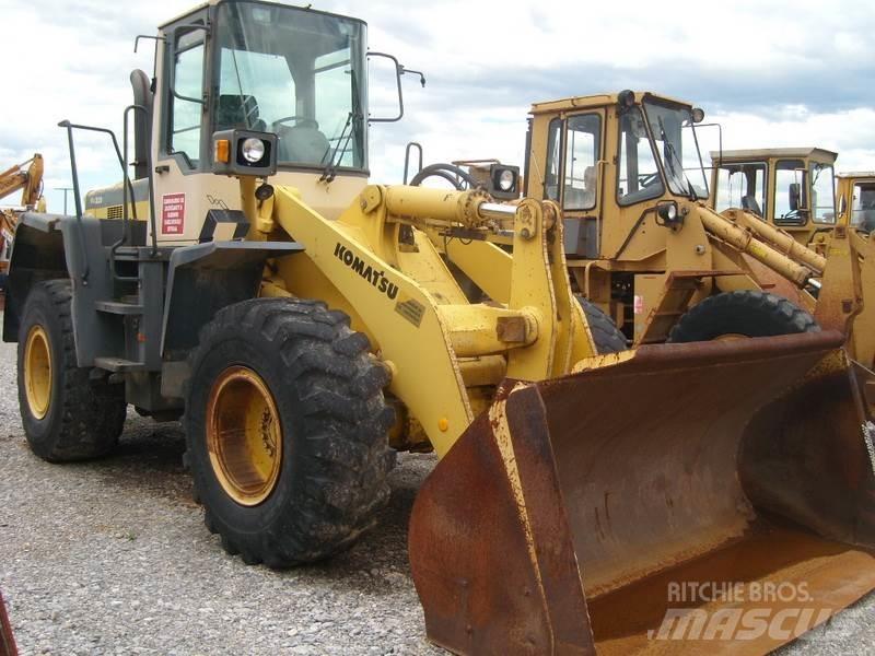 Komatsu WA320-3H Фронтальные погрузчики
