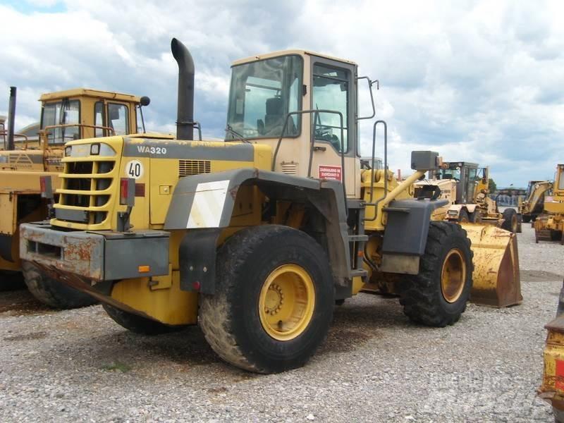 Komatsu WA320-3H Фронтальные погрузчики