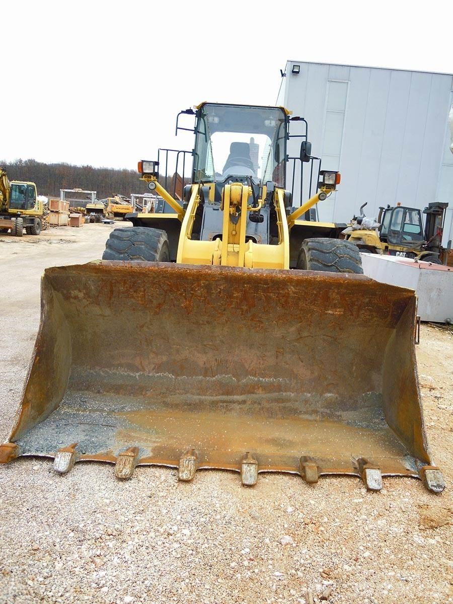 Komatsu WA430- 6E0 Фронтальные погрузчики