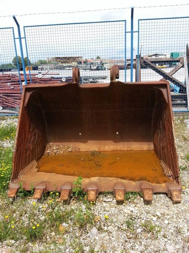 KORPA / BUCKET 1350mm Строительная техника - Другие