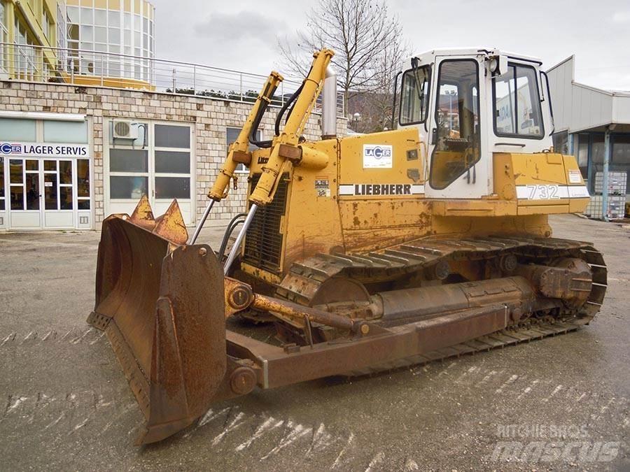 Liebherr PR 732 L Гусеничные бульдозеры