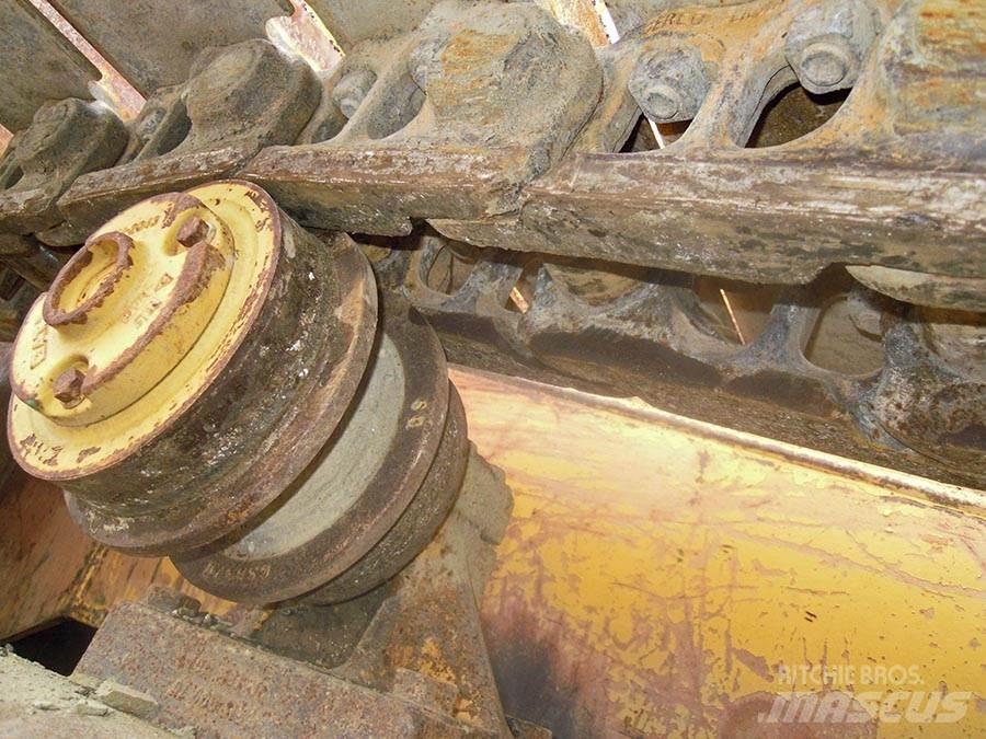 Liebherr PR 732 L Гусеничные бульдозеры