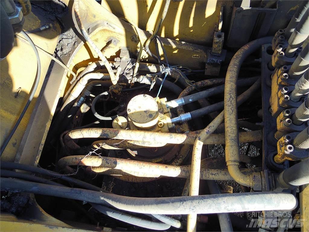 Liebherr R932HDSL Гусеничные экскаваторы