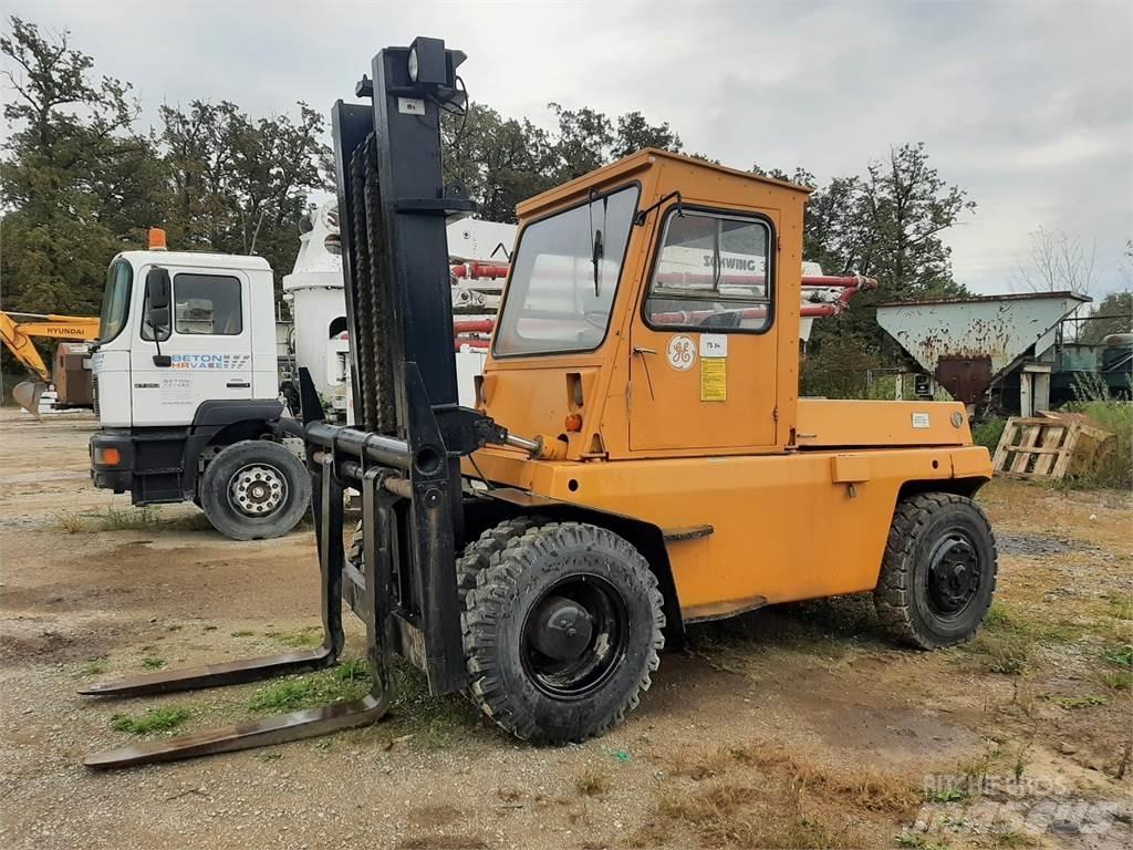 Litostroj V8 Дизельные погрузчики