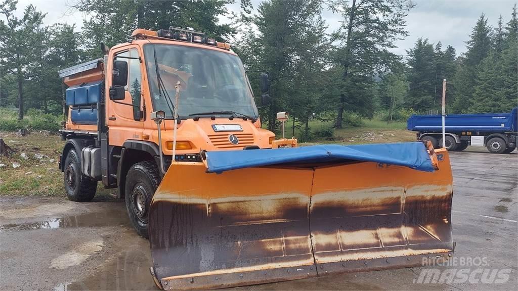Mercedes-Benz Unimog U400 Комбинированные дорожные машины