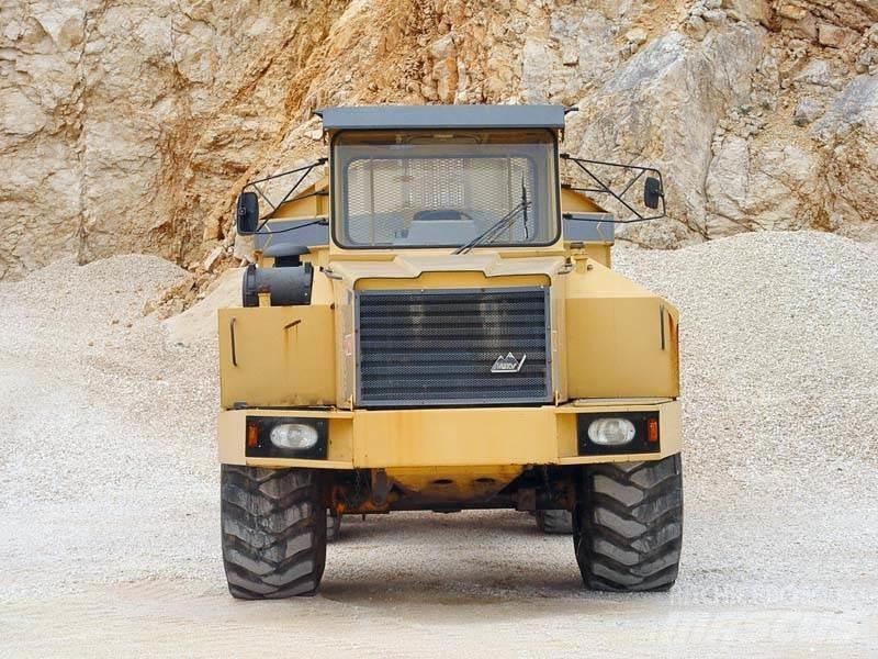 Moxy 7235 Шарнирно-сочленённые самосвалы