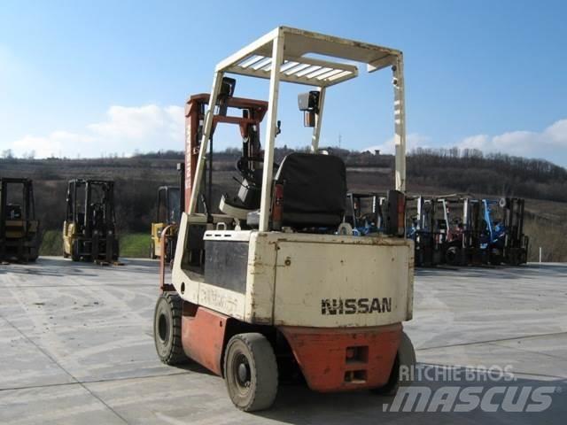 Nissan M01L15 Электропогрузчики