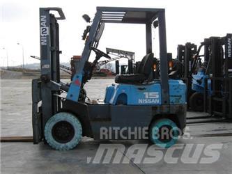 Nissan NJ01A15 Газовые погрузчики