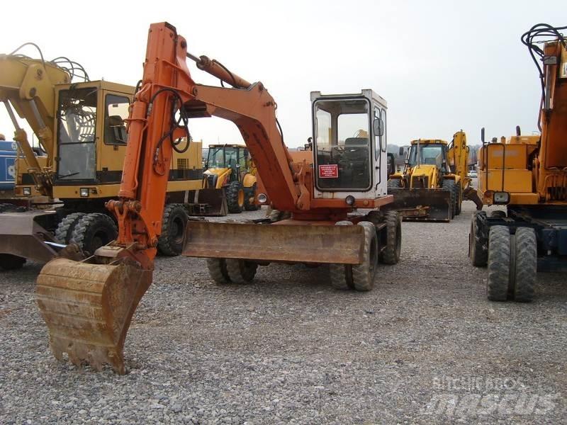 Schaeff HML 40 Колёсные экскаваторы