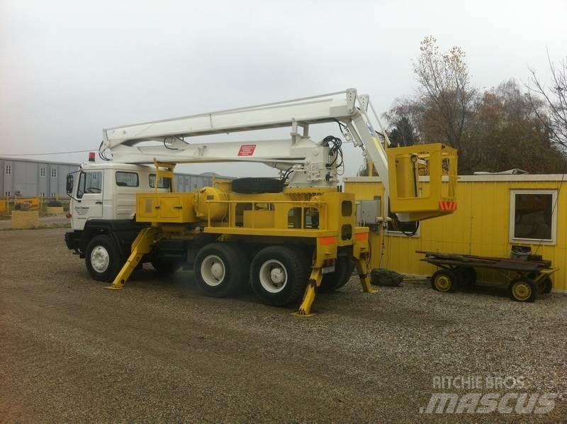 TAM 260T 32 Коленчатые подъемники