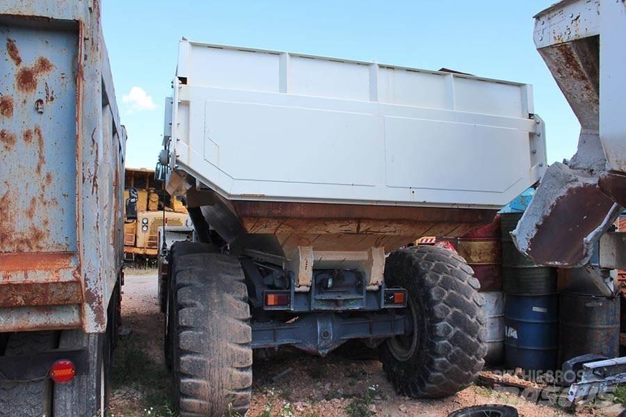 Terex TA30 Шарнирно-сочленённые самосвалы