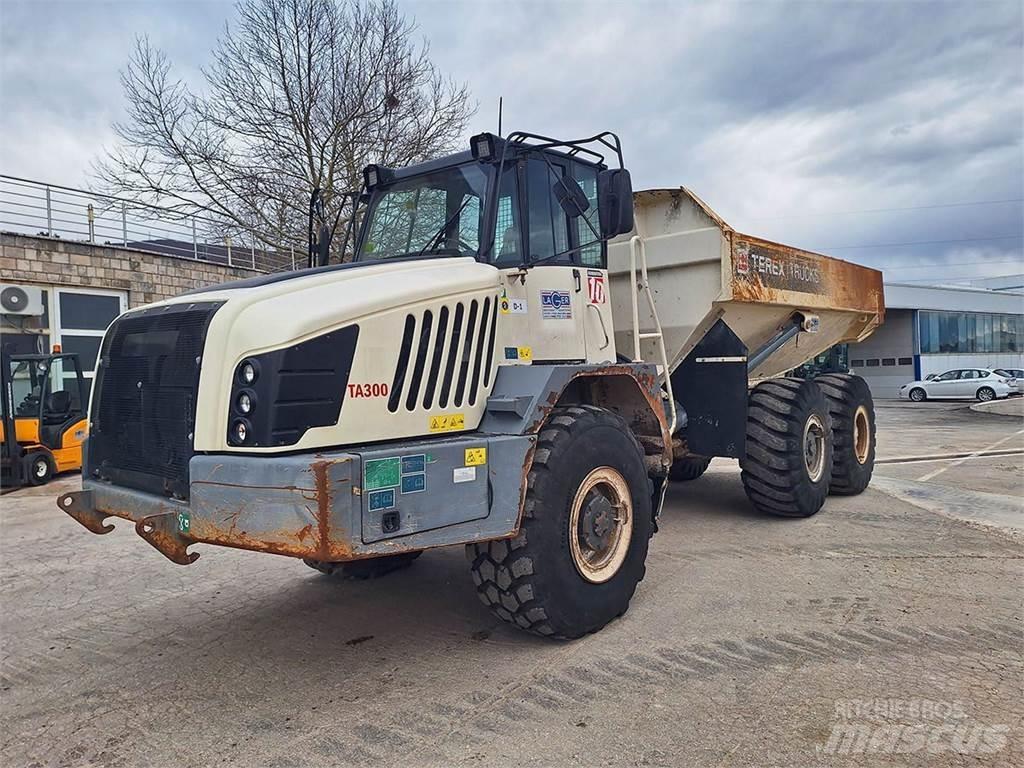 Terex TA300 Шарнирно-сочленённые самосвалы