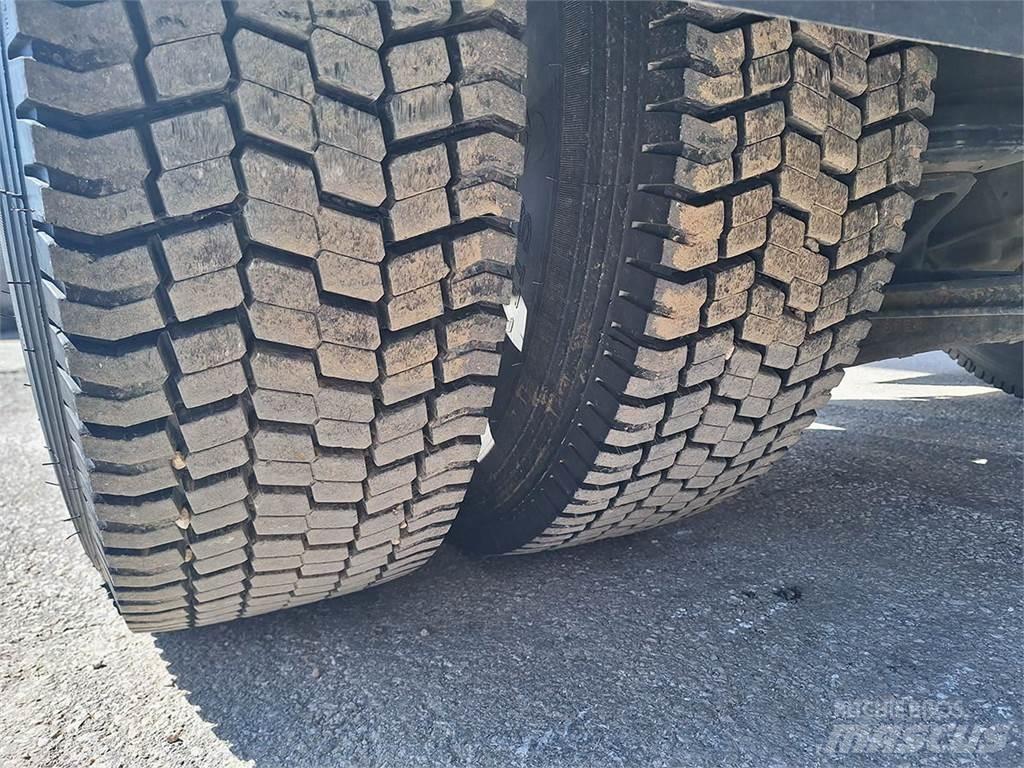 Volvo 460 Грузовики-Самосвалы