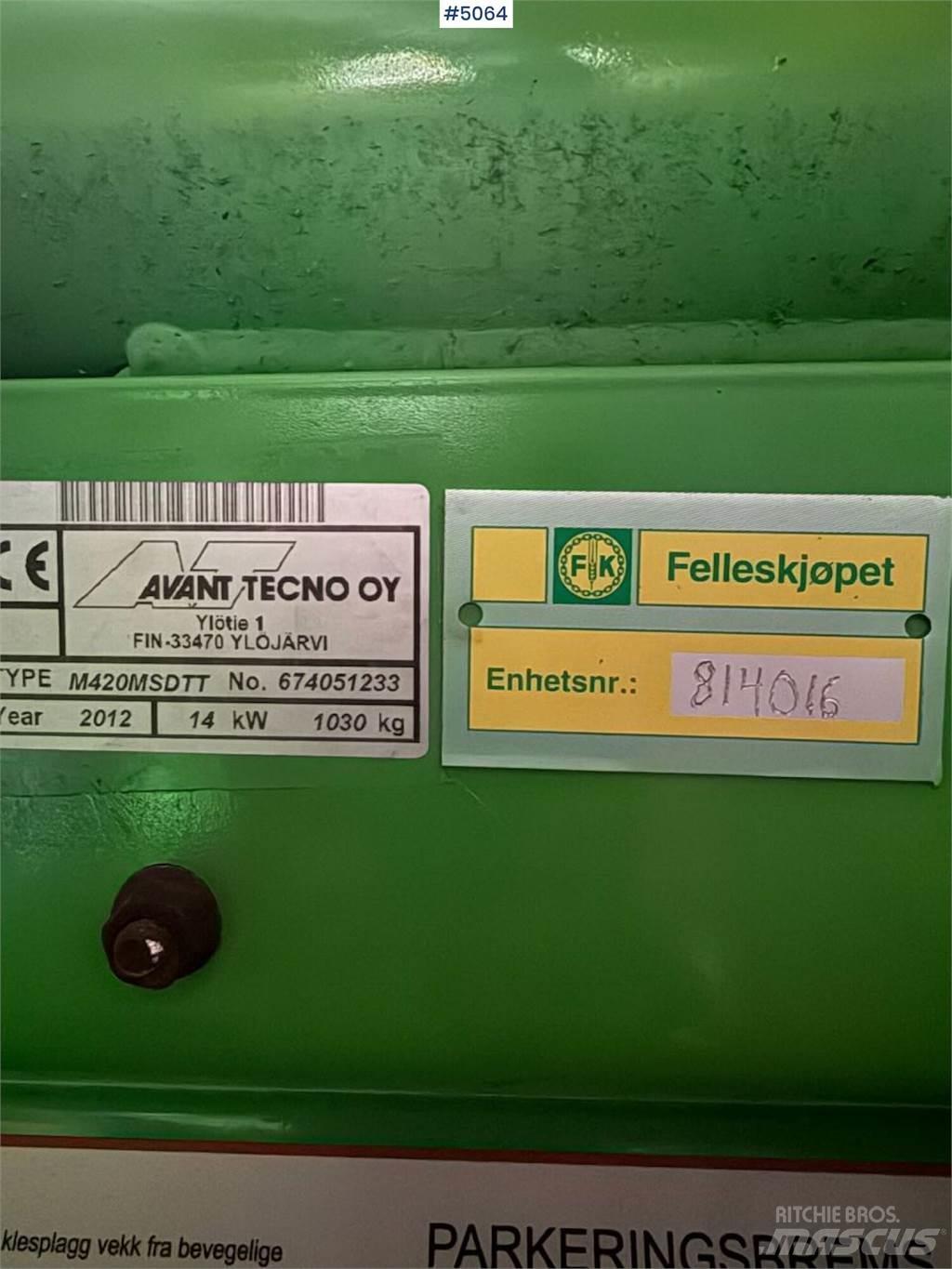 Avant M420 Многофункциональные сельскохозяйственные погрузчики